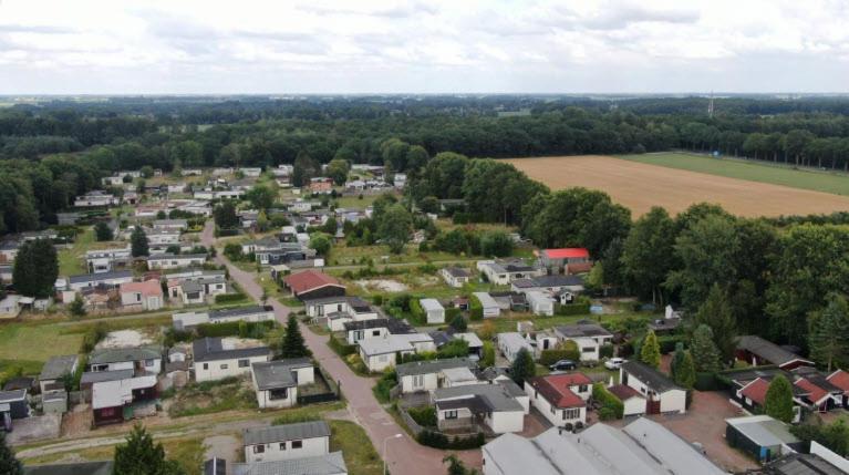 Nieuw - Luxe Blokhut Chalet In Bosrijke Omgeving Anloo ภายนอก รูปภาพ