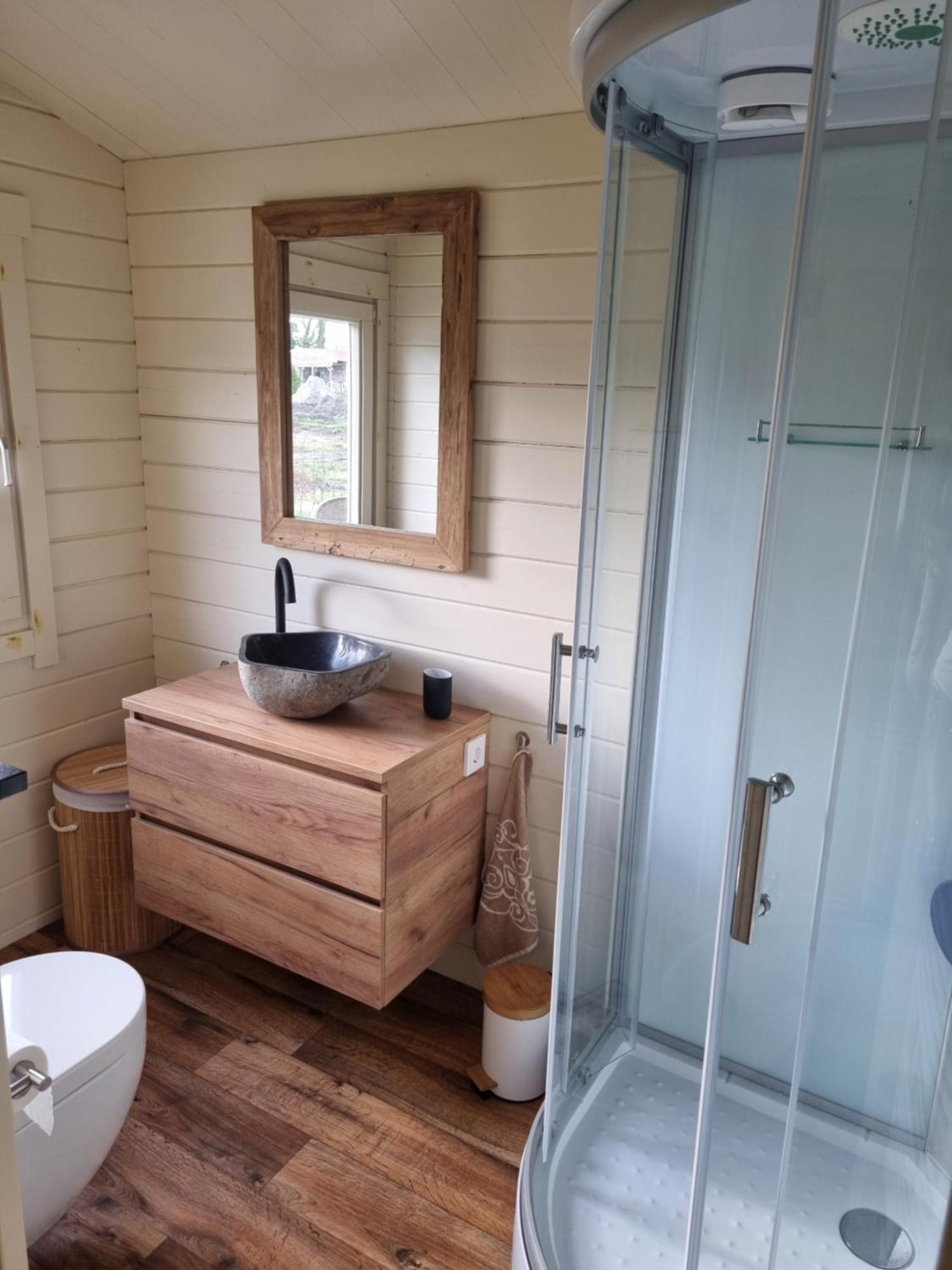 Nieuw - Luxe Blokhut Chalet In Bosrijke Omgeving Anloo ภายนอก รูปภาพ